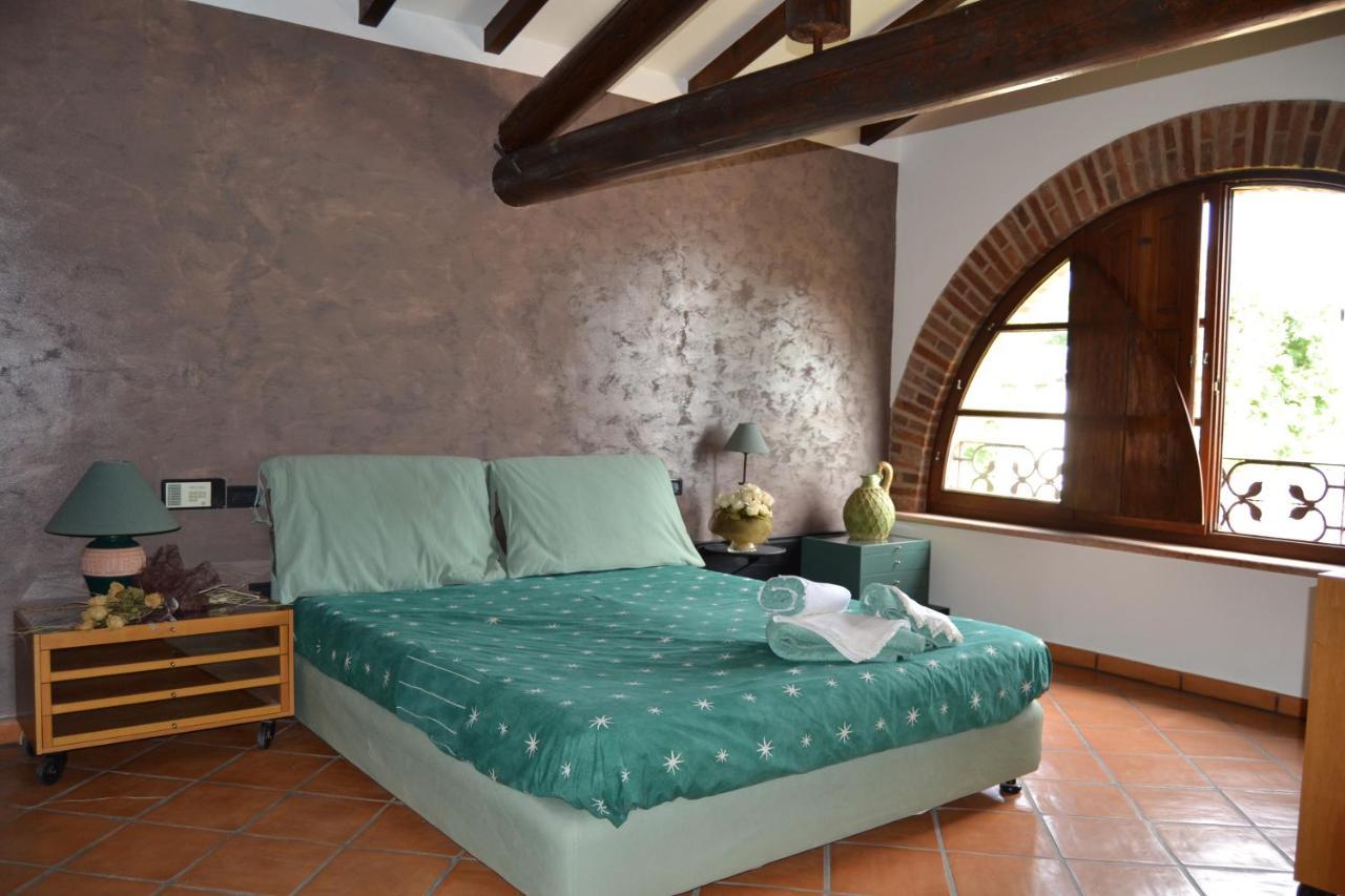 B&B Il Martin Pescatore Bagnolo San Vito Bagian luar foto