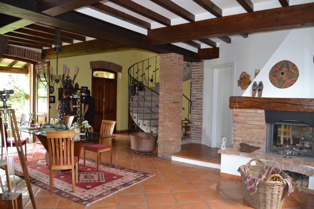 B&B Il Martin Pescatore Bagnolo San Vito Bagian luar foto