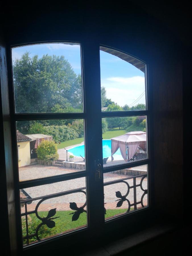 B&B Il Martin Pescatore Bagnolo San Vito Bagian luar foto
